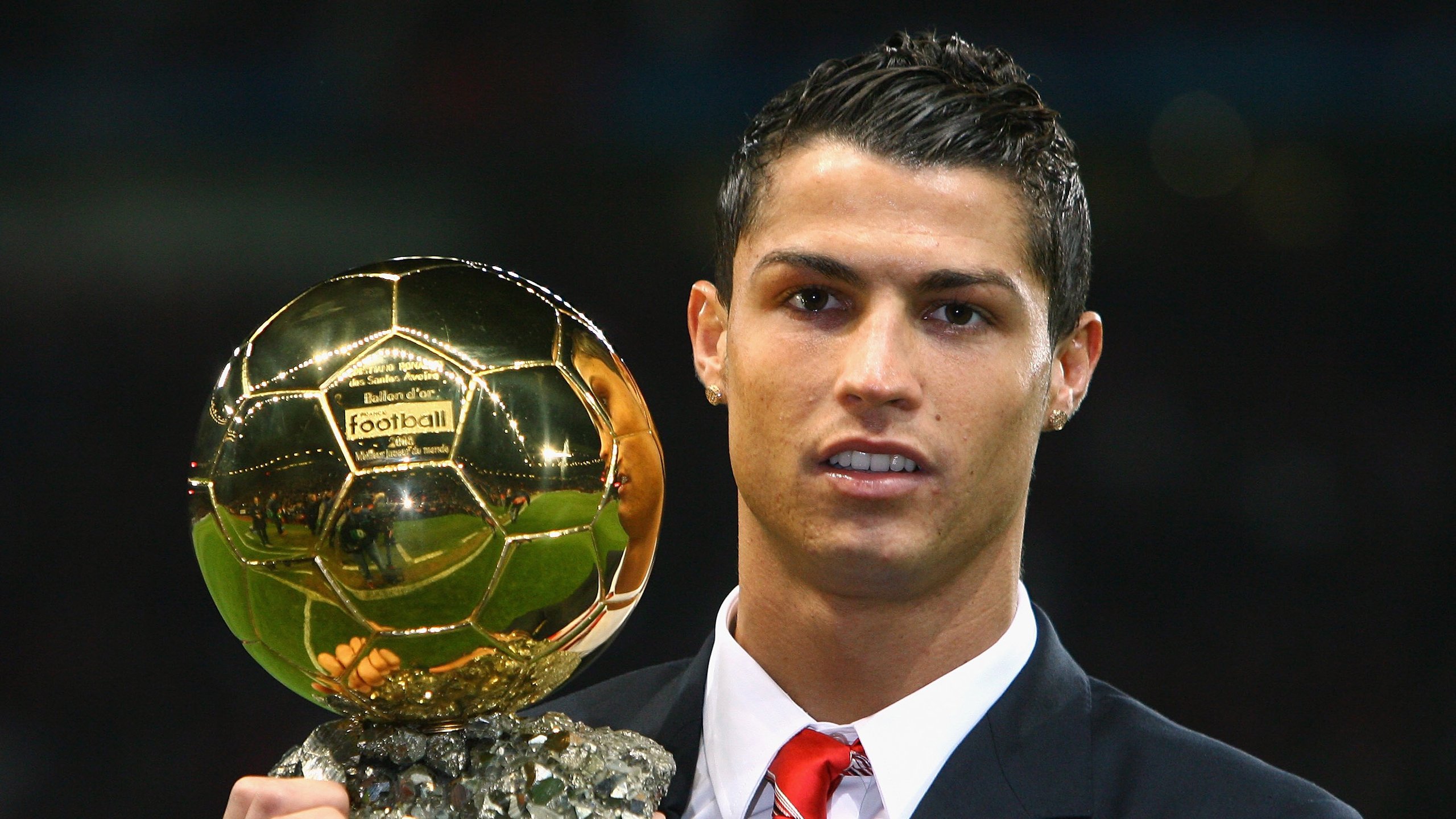 “英超场场精彩，逆转瞬间震撼人心”，英超 场次